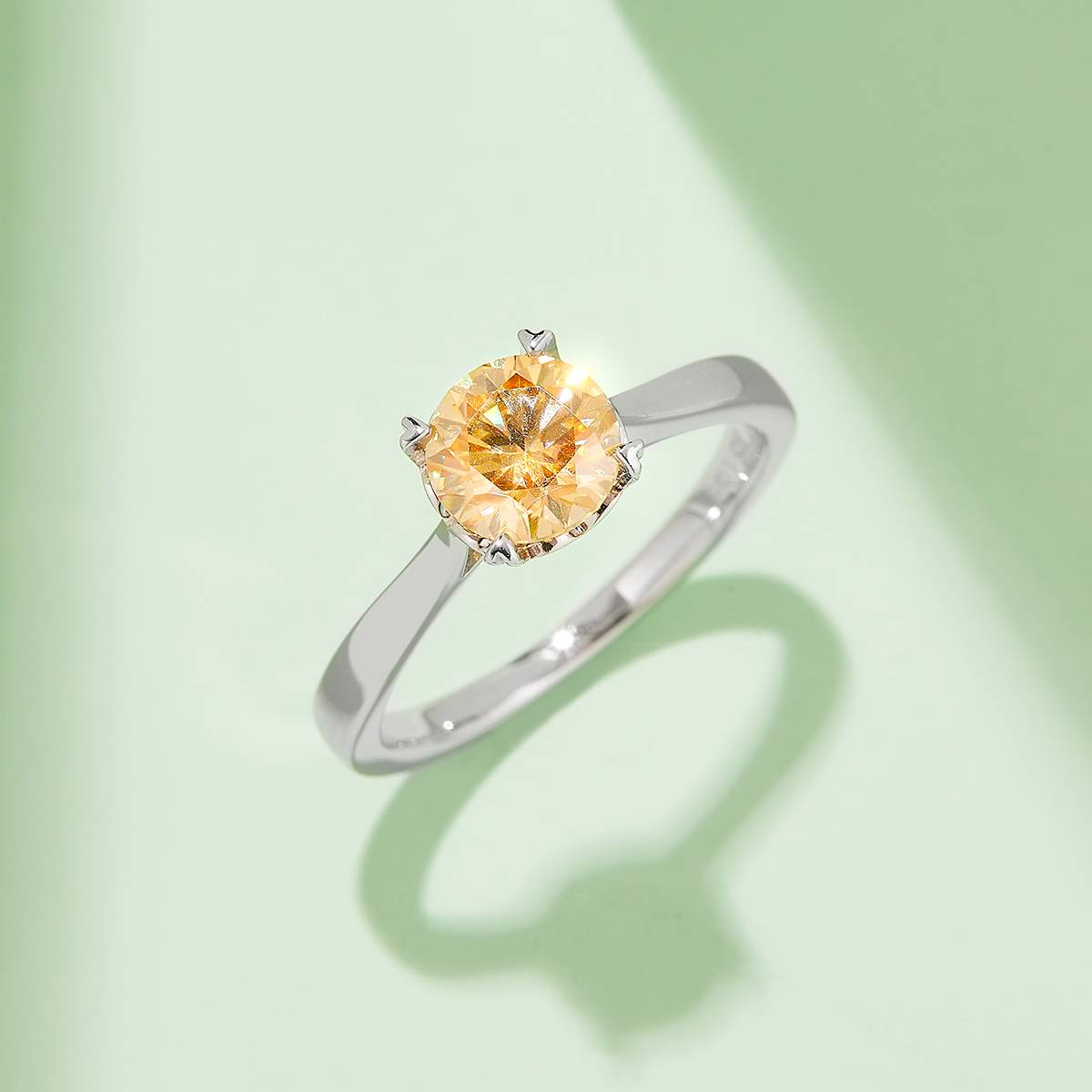 Straight arm heart-shaped cup four claw S925 silver plated platinum Moissanite women's ring 1 carat D-grade